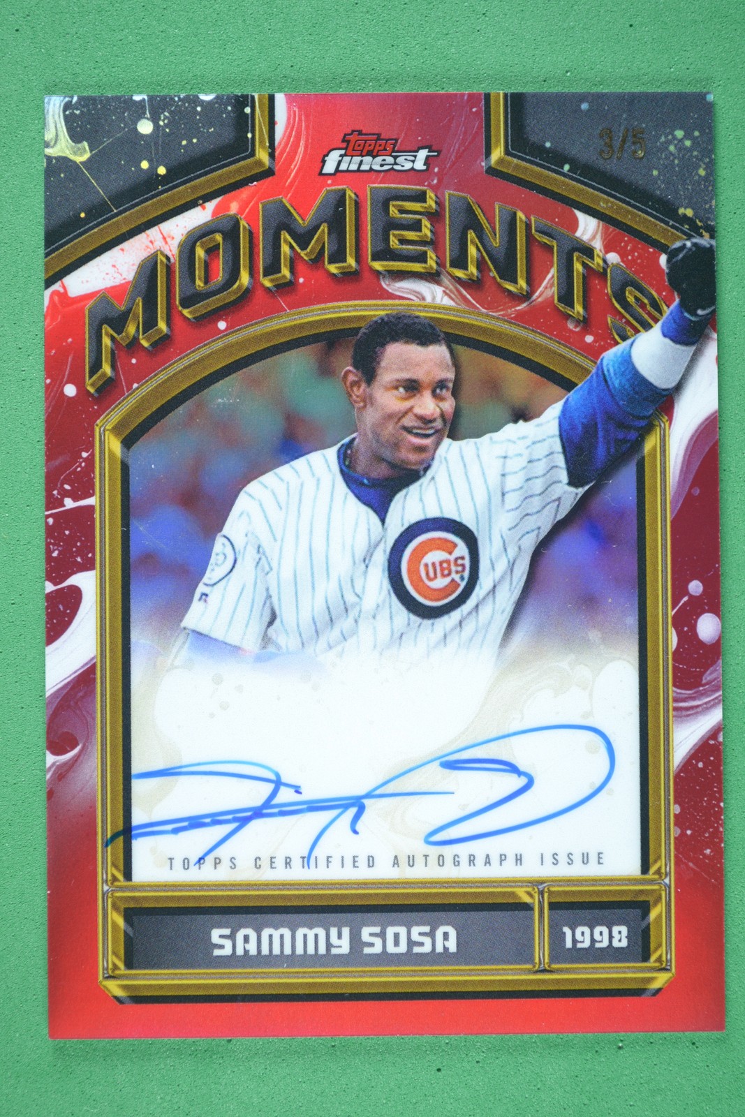 Independent public photograph of Sammy Sosa 2026 Topps Finest Moments Autographs standard Red FMA-SS, serial 3/5. Not the submitted 2/5.